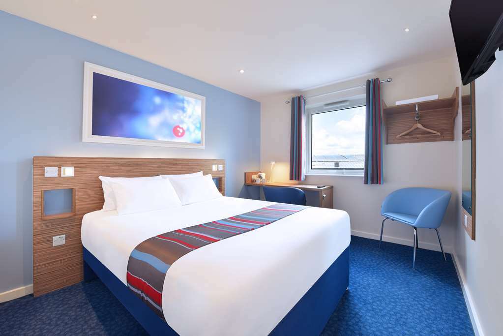 Travelodge Newbury Tot Hill Room photo